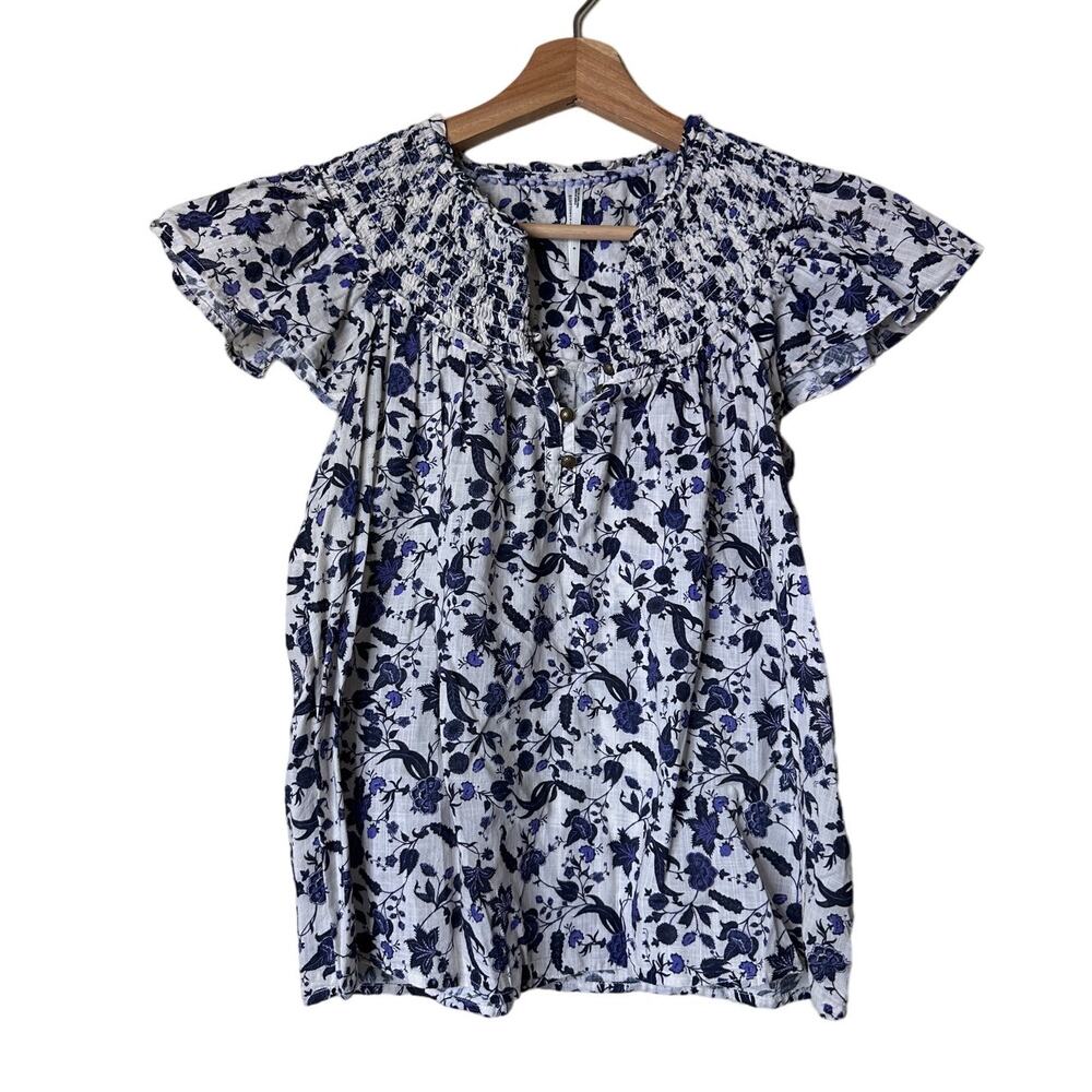 Anthropologie Blue and White Floral Flutter Sleeve Blouse